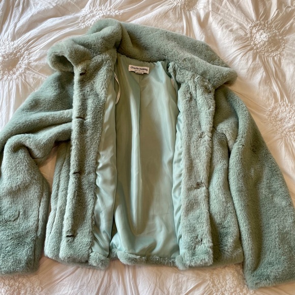 NWOT Charlie holiday faux fur coat ✨ - Picture 6 of 10